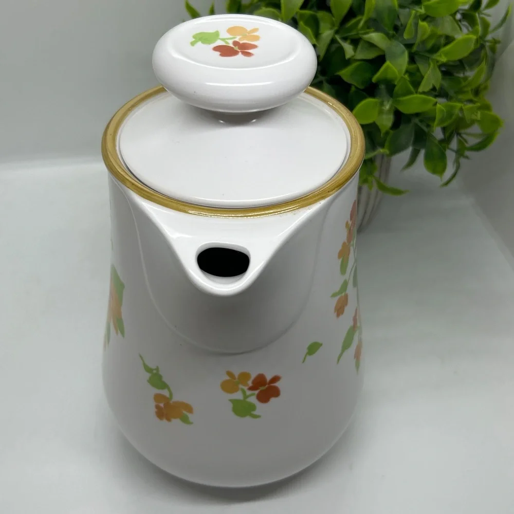 HAPPY DAYS by Noritake Coffee Pot made in Japan #9069 NWOT.